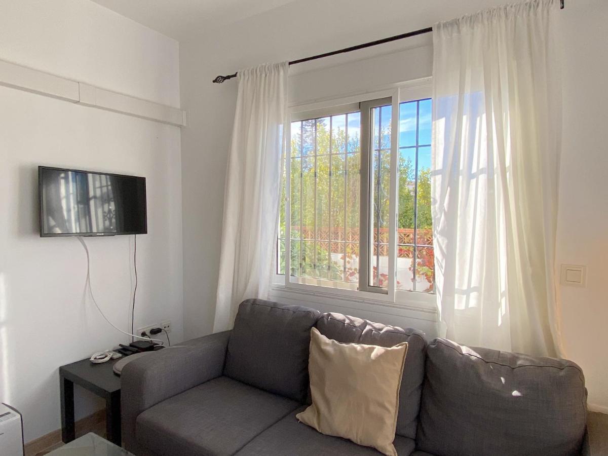 Villa Sandra Little Haven Apartment Нерха Экстерьер фото