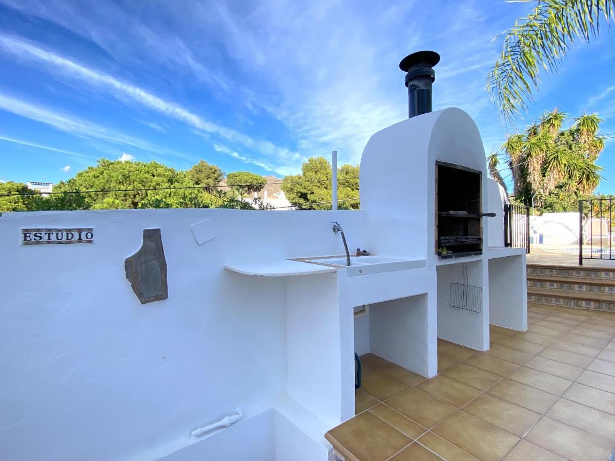 Villa Sandra Little Haven Apartment Нерха Экстерьер фото